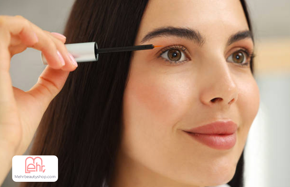 فارماسی بهترین انتخاب برای مژه و ابروهای کم‌پشت